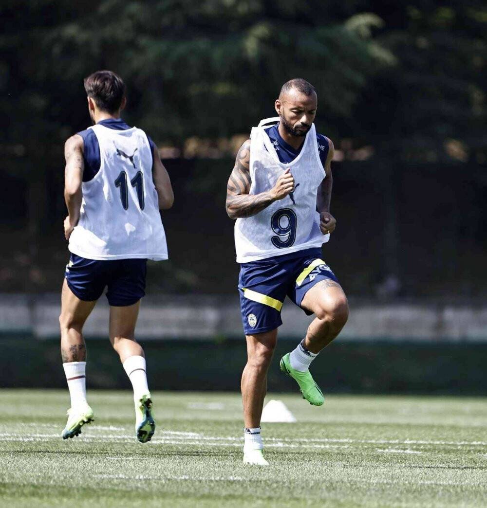 Fenerbahçe, Austria Wien maçı hazırlıklarını sürdürdü