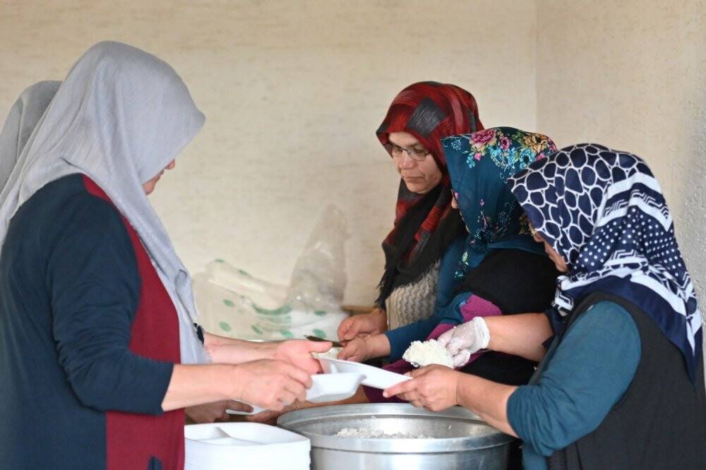 Bursa’da camiler yaşam alanına dönüşüyor