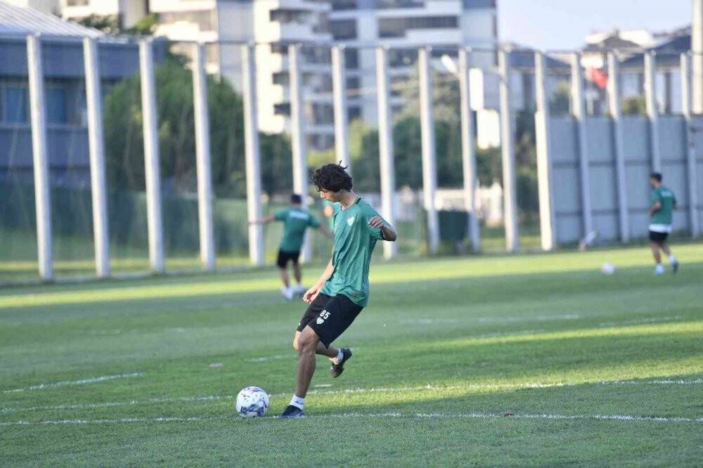 Bursaspor, yeni sezon hazırlıklarını sürdürdü