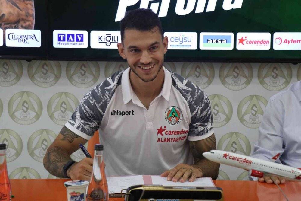 Pedro Pereira 1 yıllığına Corendon Alanyaspor’da