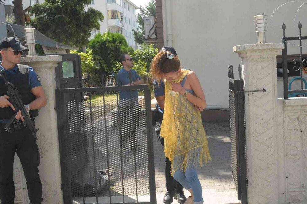 4 evi soyan 3 kadın hırsız yakalandı