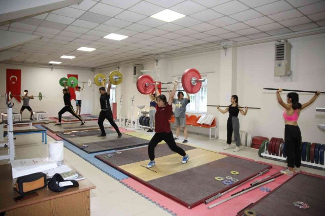 Adıyamanlı sporcu Türkiye 2.’si oldu