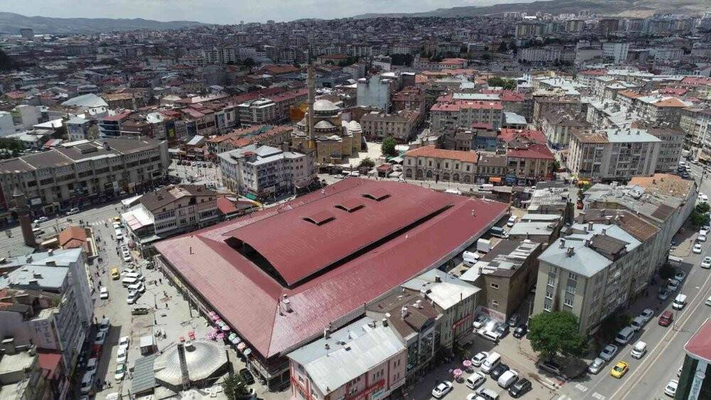 AK Parti Genel Başkan Vekili Kurtulmuş: “Dünya ekonomilerinin alt üst olduğu bir dönemdeyiz”