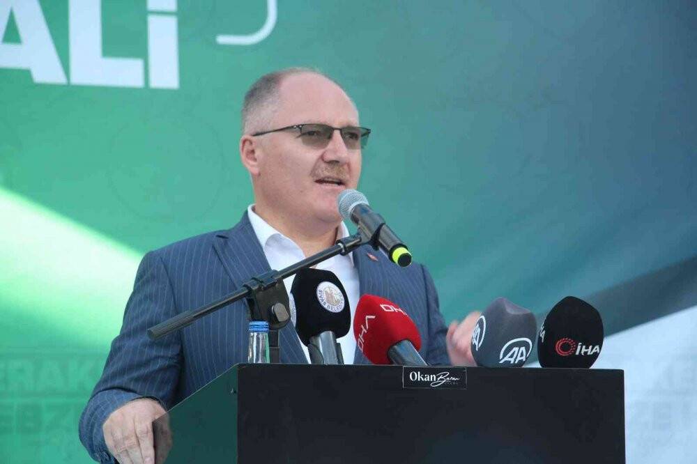 AK Parti Genel Başkan Vekili Kurtulmuş: “Dünya ekonomilerinin alt üst olduğu bir dönemdeyiz”