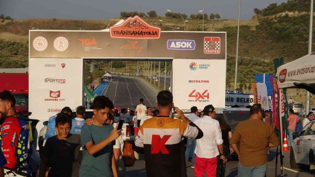 Dünyanın en zorlu rally raid yarışı Transanatolia, Hatay’dan start aldı