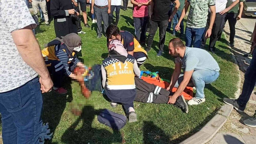 Konya'da kaza yapan motosiklet alev aldı