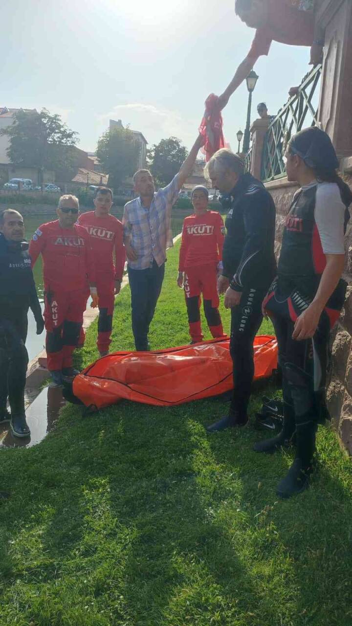 14 yaşındaki çocuğun Porsuk Çayı’nda cansız bedenine ulaşıldı