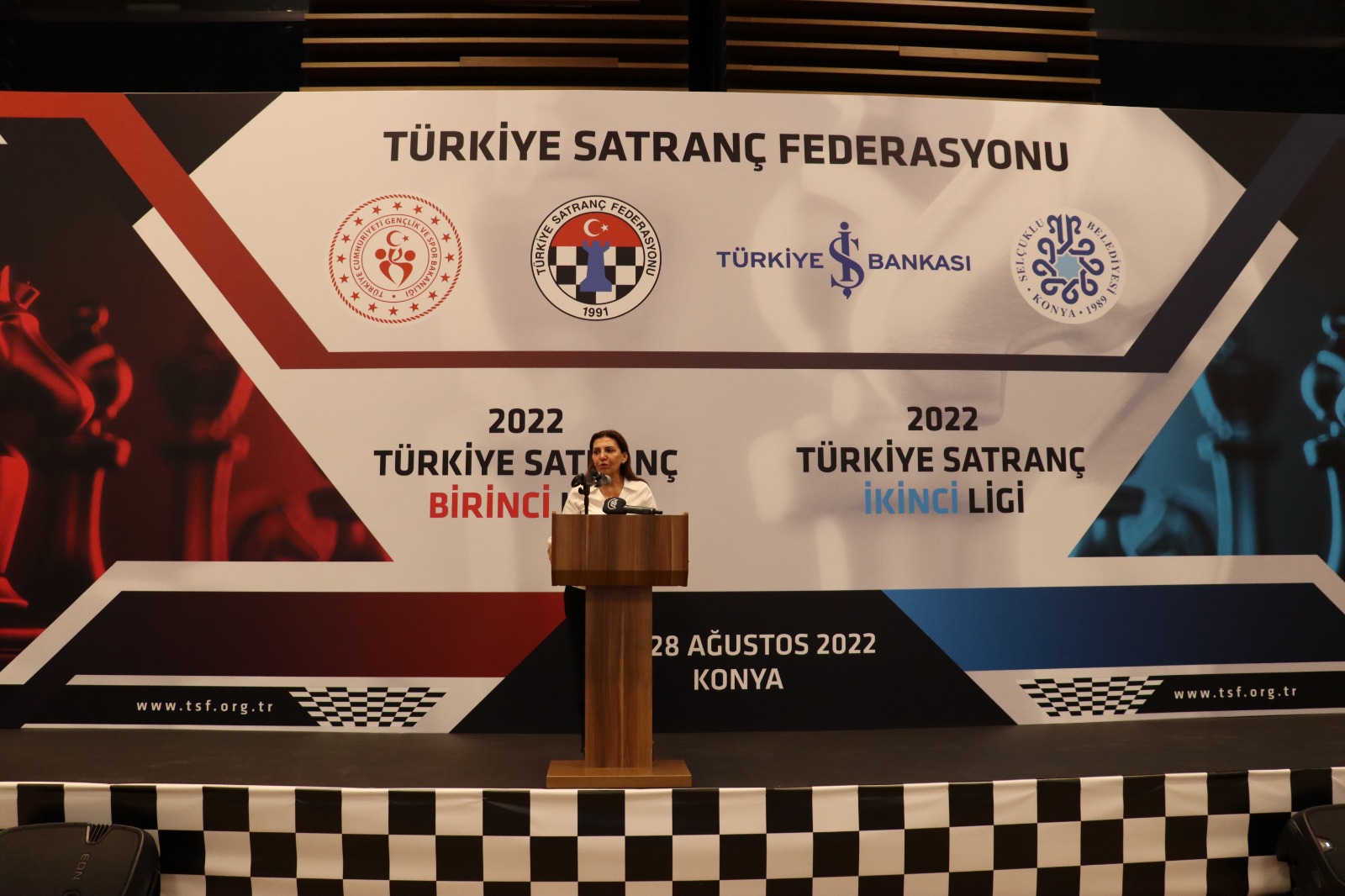 aa-20220822-28706164-28706161-turkiye-satranc-1-ve-2-lig-maclari-konyada-basladi-1.jpg