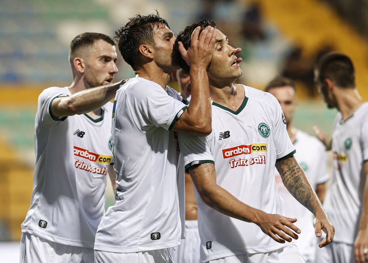 aa-20220822-28706789-28706781-istanbulspor-arabamcom-konyaspor.jpg
