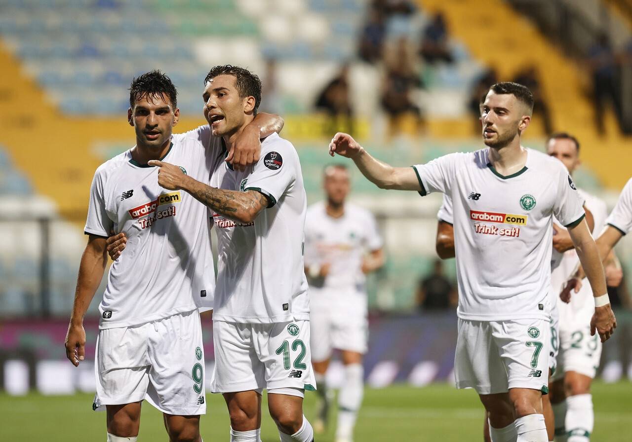 aa-20220822-28706789-28706783-istanbulspor-arabamcom-konyaspor.jpg