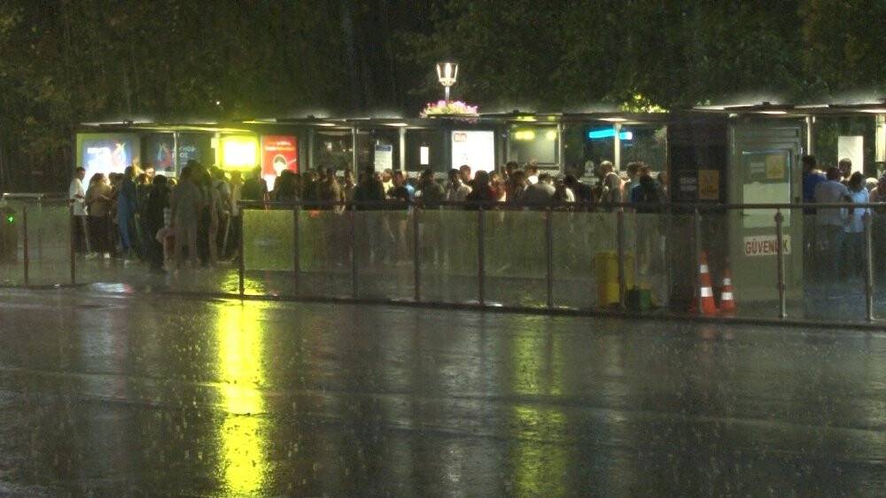 Konya’da kısa süreli sağanak etkili oldu