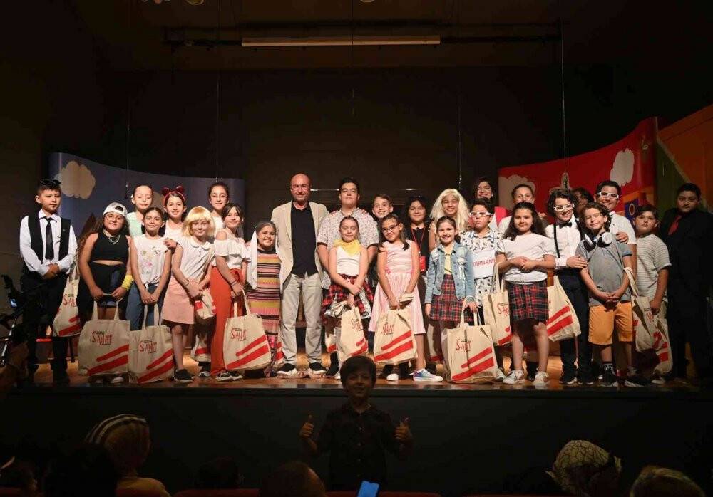 “Paldır Güldür Şov” büyük beğeni aldı