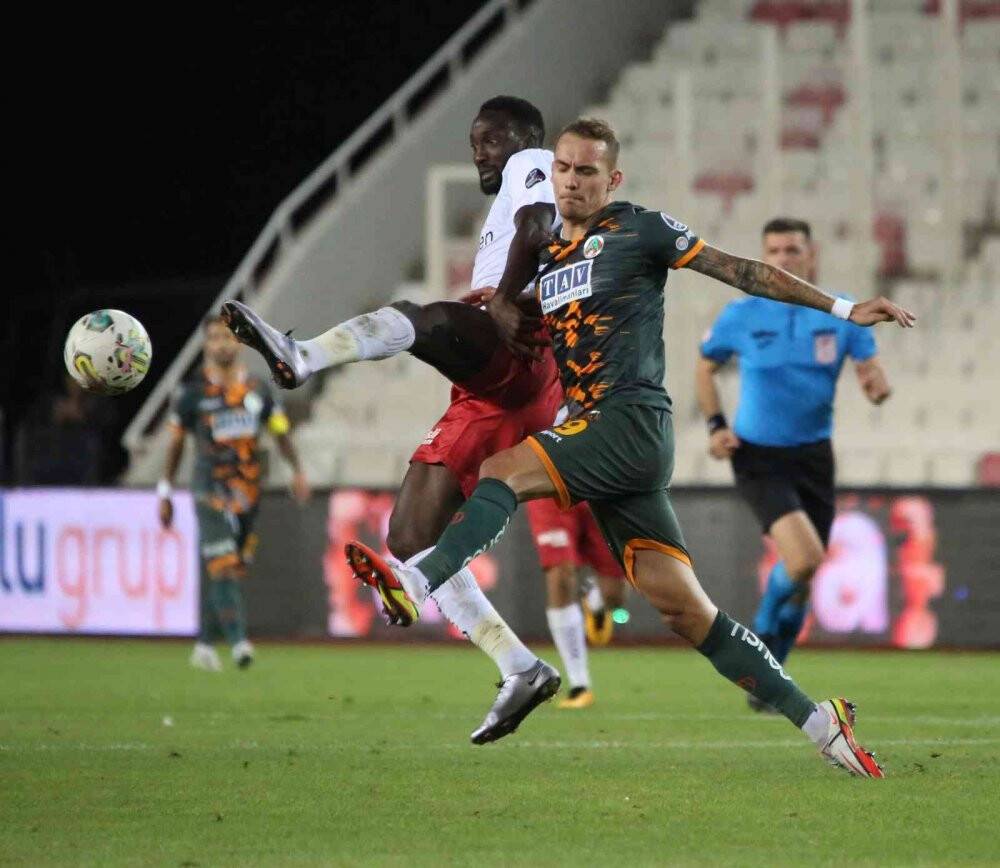 Spor Toto Süper Lig: D.G. Sivasspor: 1 - Alanyaspor: 1  (Maç sonucu)