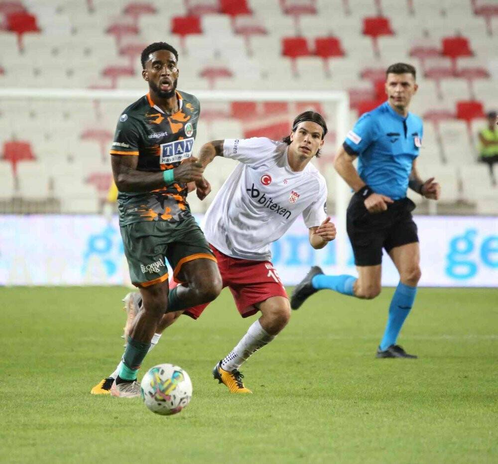 Spor Toto Süper Lig: D.G. Sivasspor: 1 - Alanyaspor: 1  (Maç sonucu)