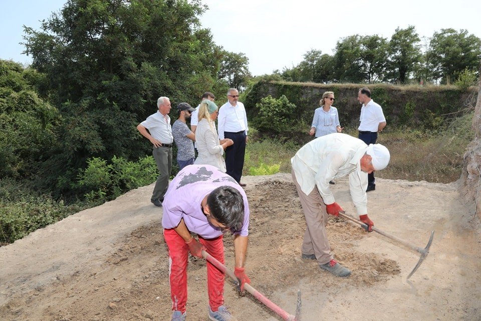 11 bin eser çıkarılan İkiztepe Höyüğü’nde kazılar devam ediyor