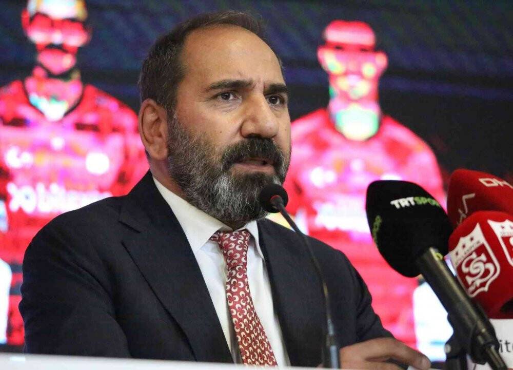 Sivasspor’da toplu imza töreni