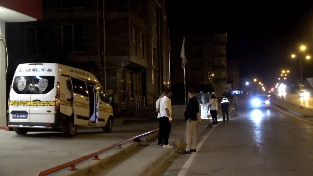 Ticaret Borsası kurşunlandı