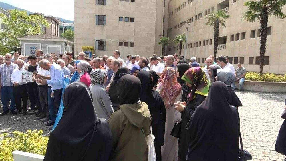 Bursalı imam hatiplilerden Gülşen’e suç duyurusu