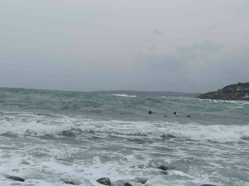 Sarıyer’de denizde kaybolan çocuk için acılı ailenin umutlu bekleyişi sürüyor