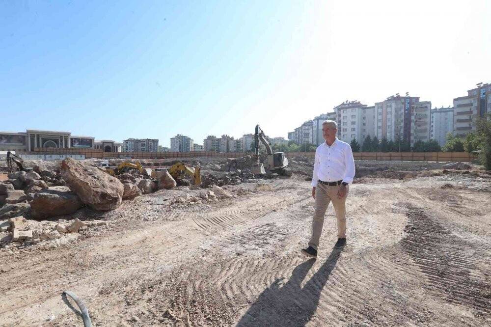 Türkiye’nin en büyük ikinci kütüphanesi Şahinbey’ yapılıyor