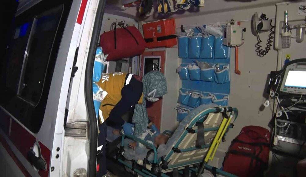 Antalya’da 9 aylık bebeği evin kapısına bıraktılar