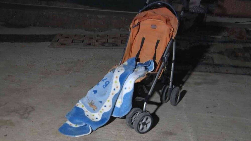 Aşı kartıyla birlikte evin kapısına bırakılan bebeğin kimliği belli oldu