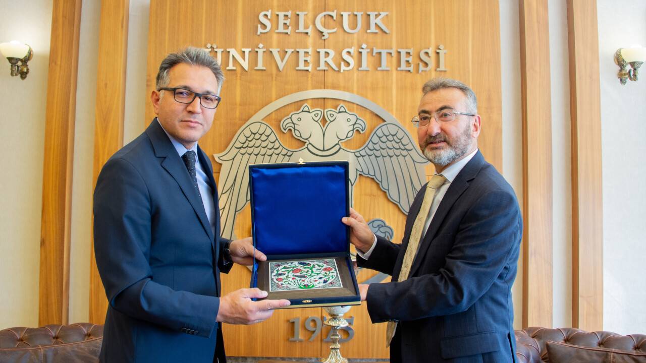 bakan-yardimcisi-ersozden-selcuk-universitesine-tesekkur-2.jpg