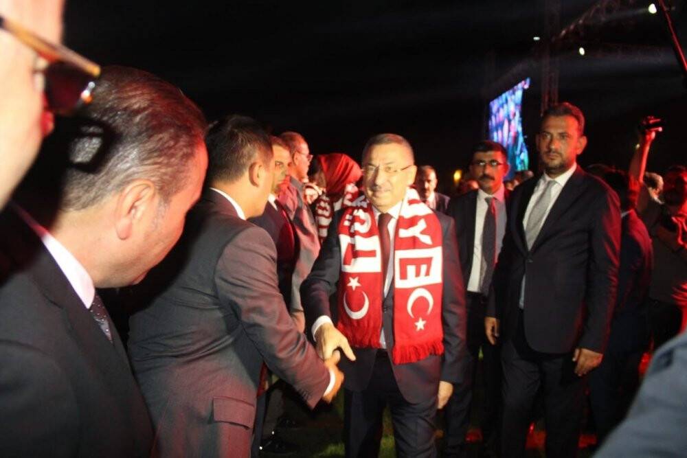 Cumhurbaşkanı Yardımcısı Oktay: “Türkiye’ye diz çöktürmeye çalışanlara ‘hodri meydan’ diyoruz”