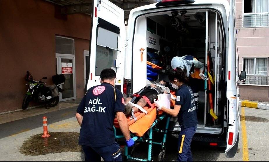 Köpekten kaçan 12 yaşındaki çocuğa araba çarptı: O anlar kameralara yansıdı