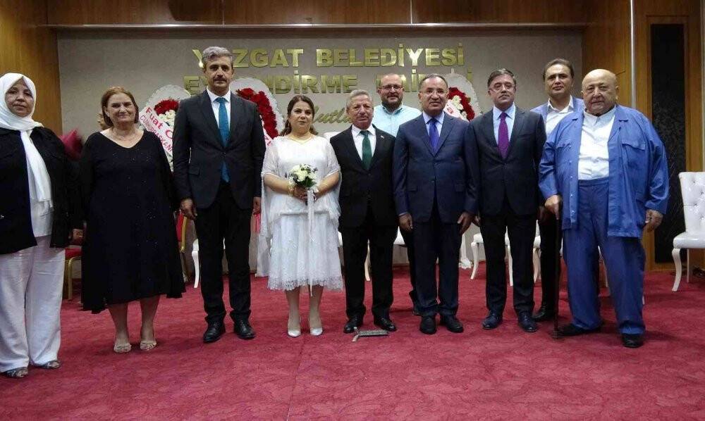 Bakan Bozdağ, nikah şahidi oldu