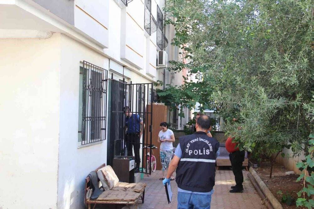 İki arkadaşın telefon numarası tartışmasında silah konuştu: 1 yaralı