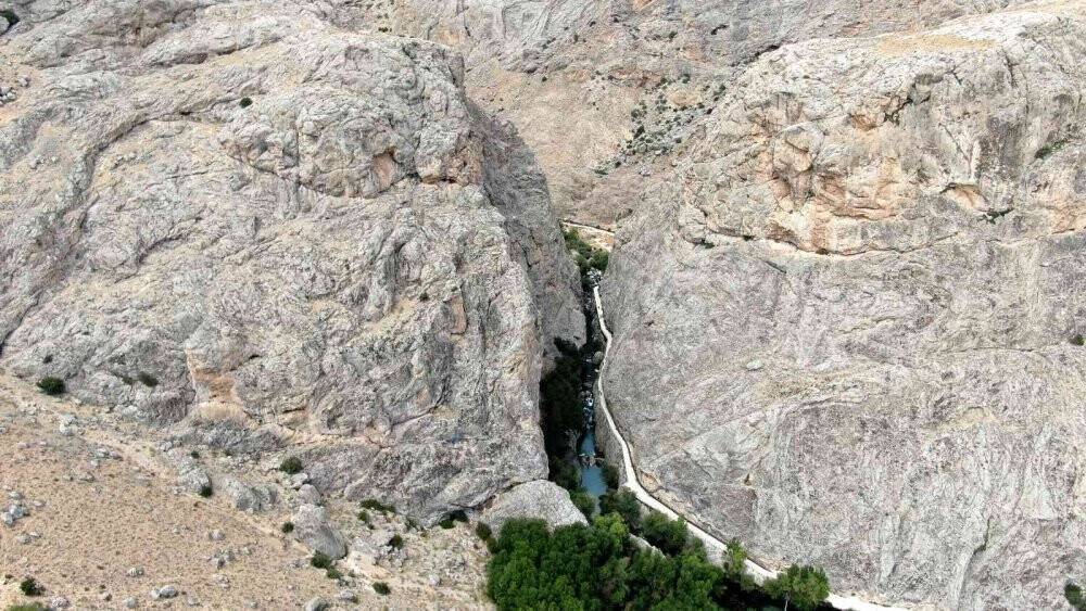 Saklı kalmış cennet, görenleri cezbediyor