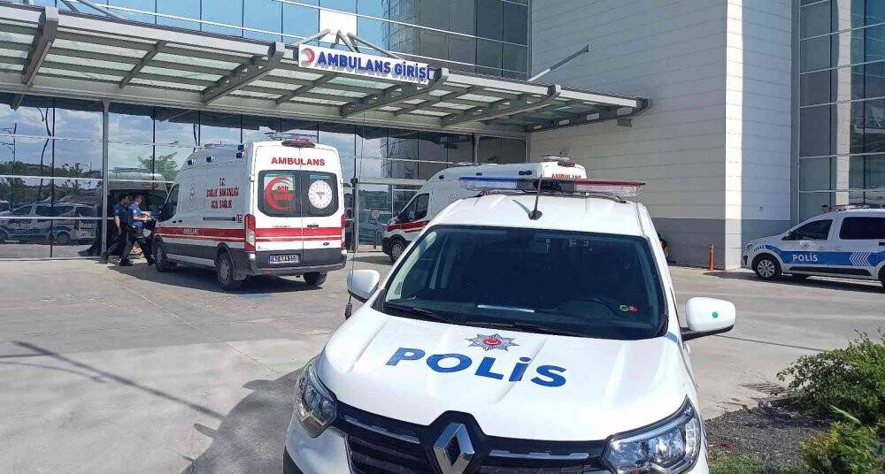 Tüp bayisinde, tüpten sızan gaz sıkışarak parladı