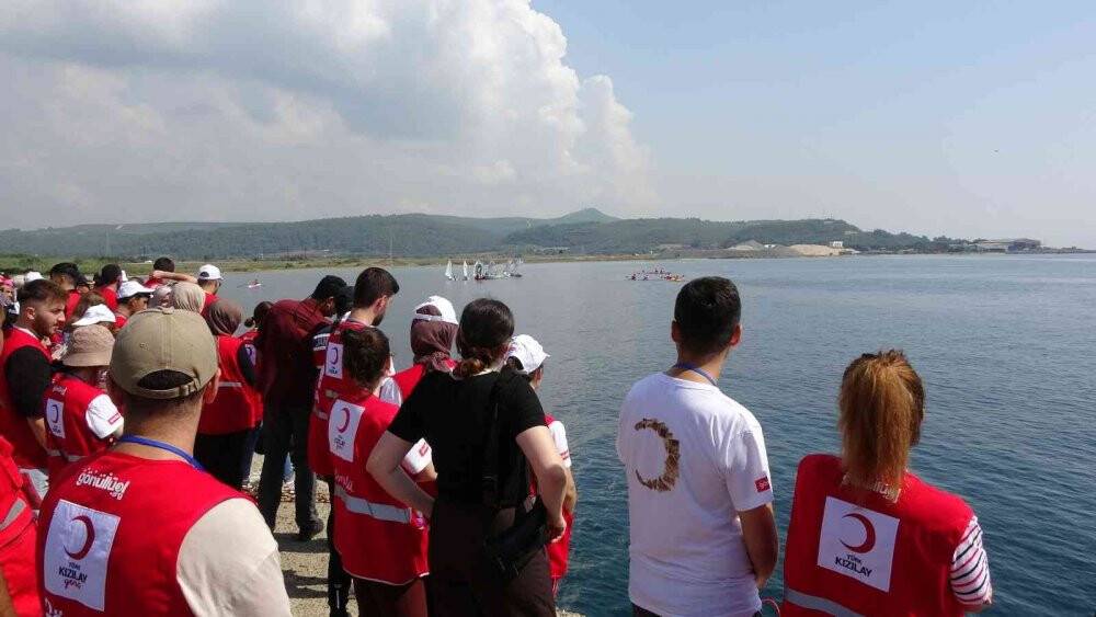 Türk Kızılayı’ndan Halep vapuruna anı dalışı