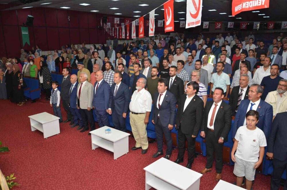 Fatih Erbakan: 6'lı masadan millete fayda gelmeyeceğini aylardır söylüyoruz