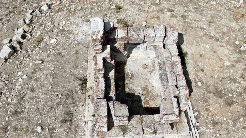 Altı asırdır yalnız, gizemini koruyor