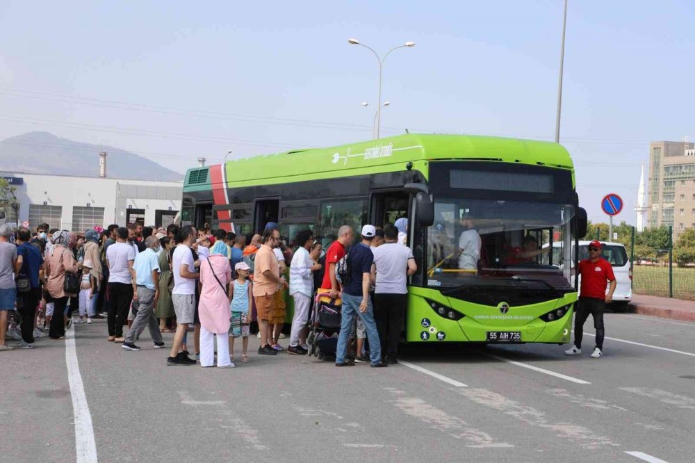 Türkiye’nin ilk ultra şarj özellikli elektrikli otobüsleri yolcu taşımaya başladı