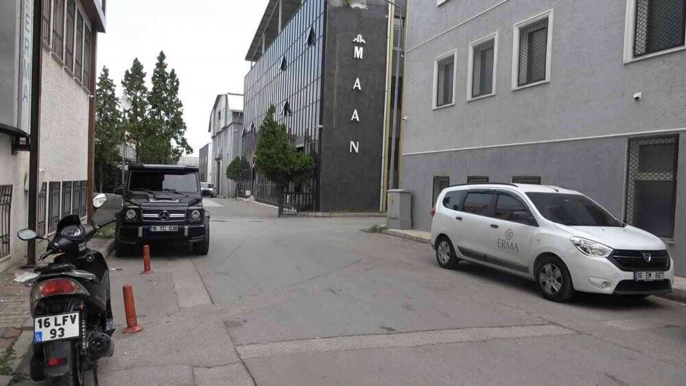 Bursa’da inanılmaz kaza kamerada...Ekmek teknesinin altında kaldı