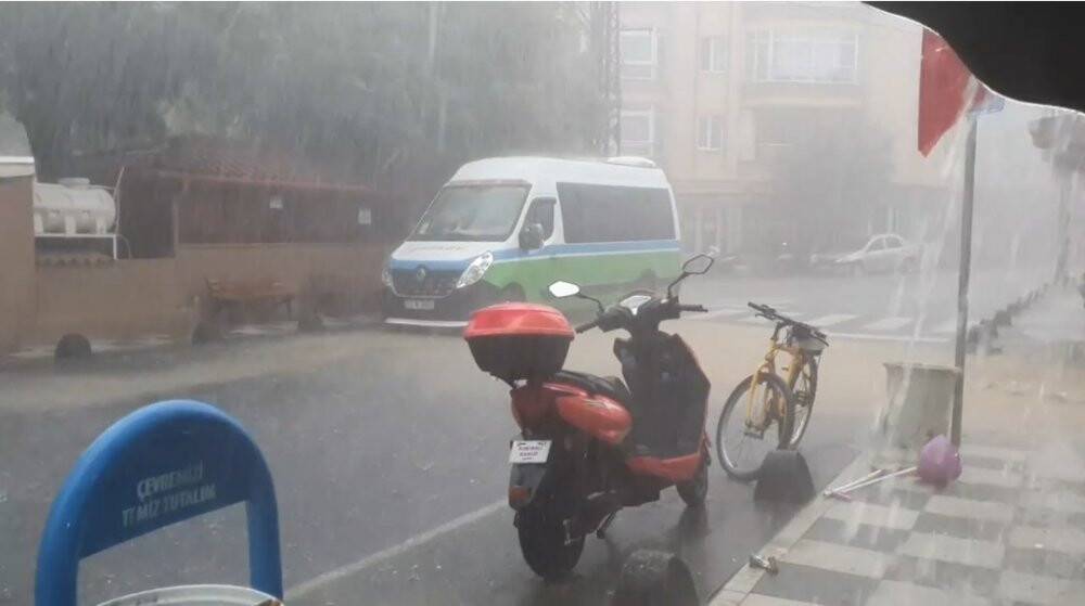 Tekirdağ’da dolu ve sağanak yağış
