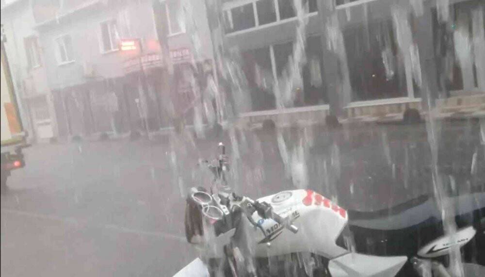 Tekirdağ’da dolu ve sağanak yağış