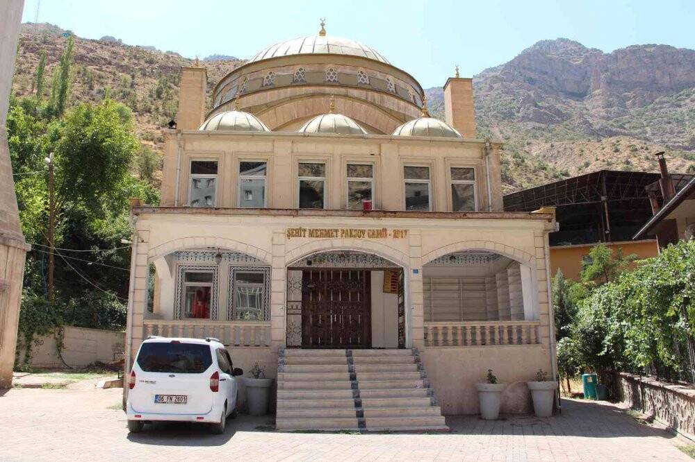 Teröristler tarafından 5 yıl önce şehit edilen Mehmet Paksoy mezarı başında anıldı