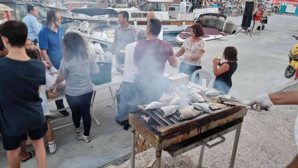 Denize 25 bin çipura bırakıldı