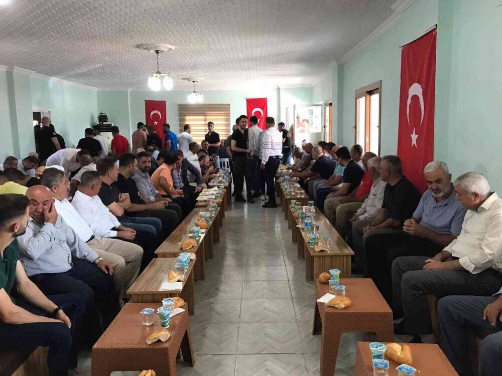 Teröristlerin katlettiği baba ile oğlu için mevlit okutuldu