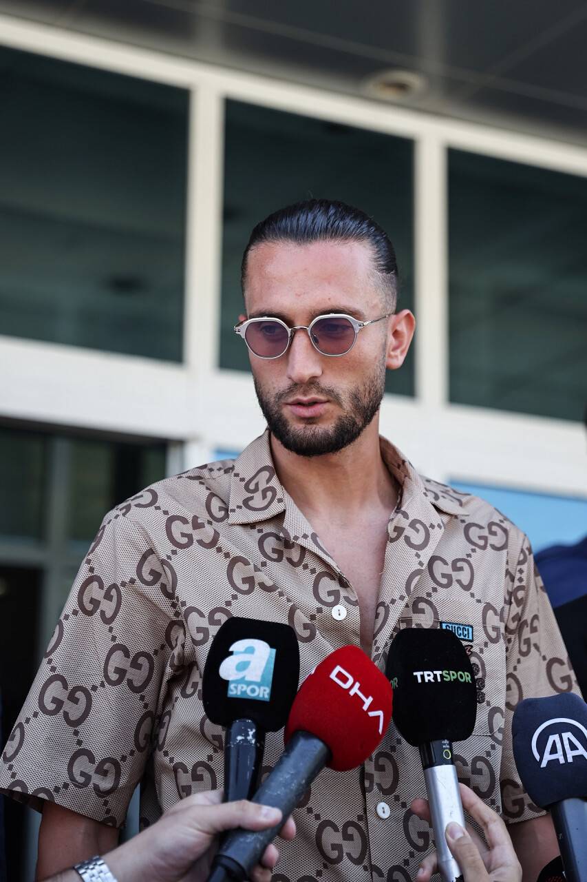 aa-20220902-28793739-28793737-yusuf-yazici-trabzonspor-icin-istanbulda.jpg