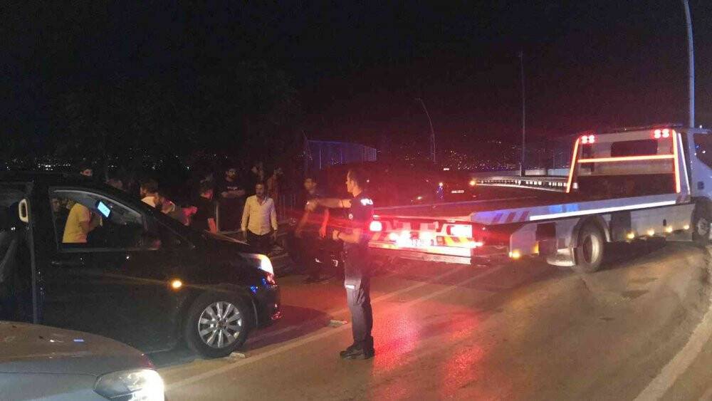 Turist taşıyan minibüs kazaya karıştı: 11 yaralı