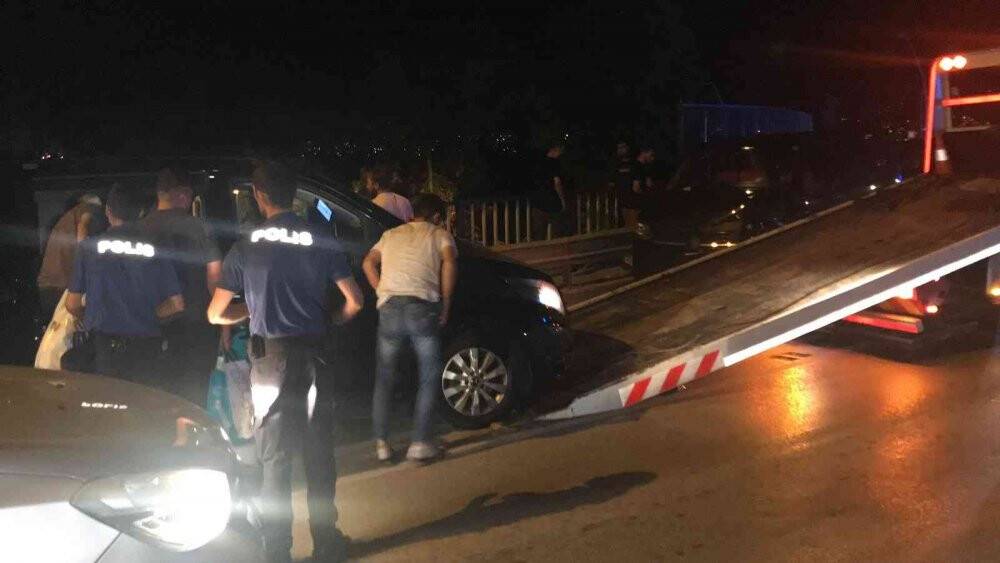 Turist taşıyan minibüs kazaya karıştı: 11 yaralı