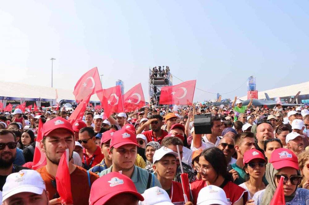 Cumhurbaşkanı Erdoğan: “Her bakımdan güçlü olmak mecburiyetindeyiz, aksi halde bizi Suriye ve Ukrayna’dan beter ederler”