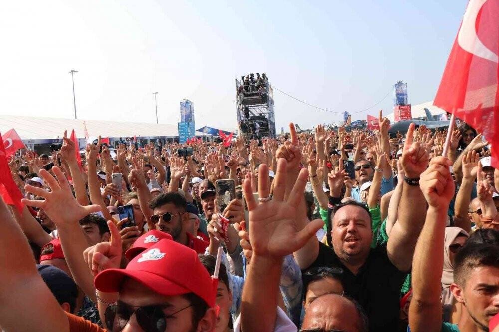 Cumhurbaşkanı Erdoğan: “Her bakımdan güçlü olmak mecburiyetindeyiz, aksi halde bizi Suriye ve Ukrayna’dan beter ederler”