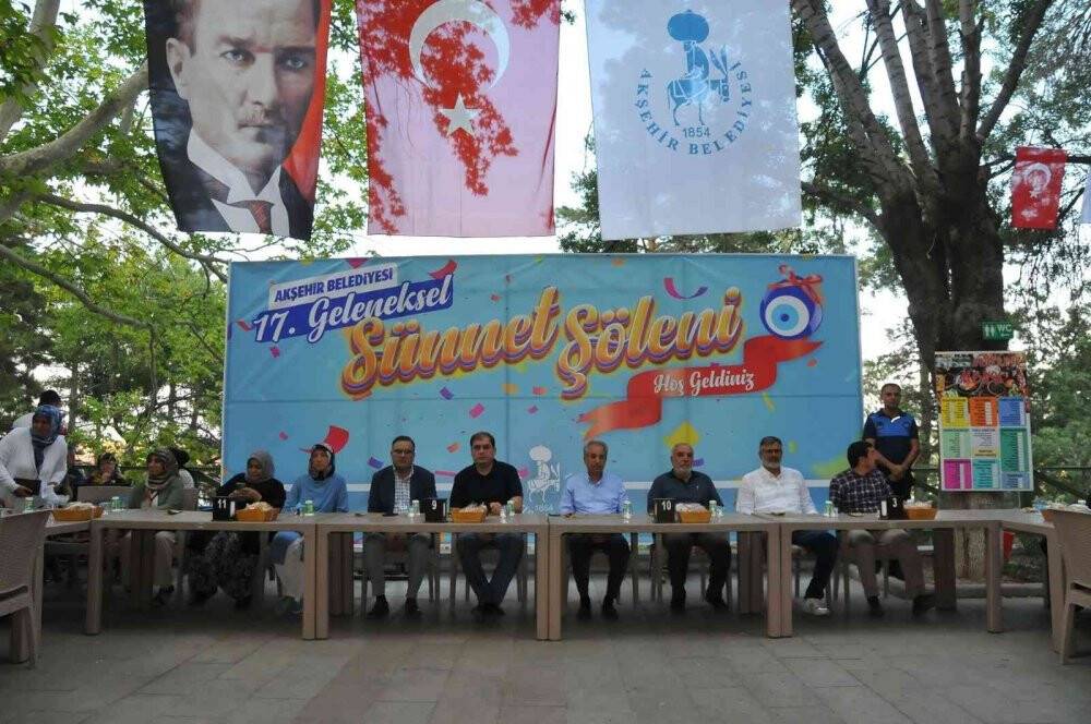 Akşehir Belediyesi’nin 17. geleneksel sünnet şöleni yapıldı