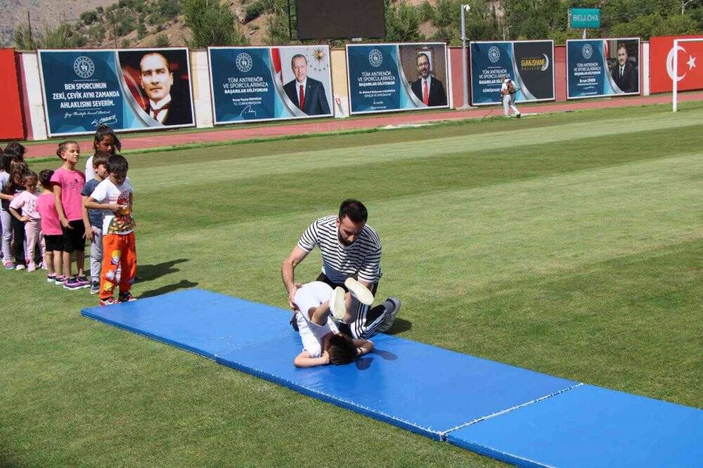 Gümüşhaneli çocuklar ilk kez cimnastik sporuyla tanıştı